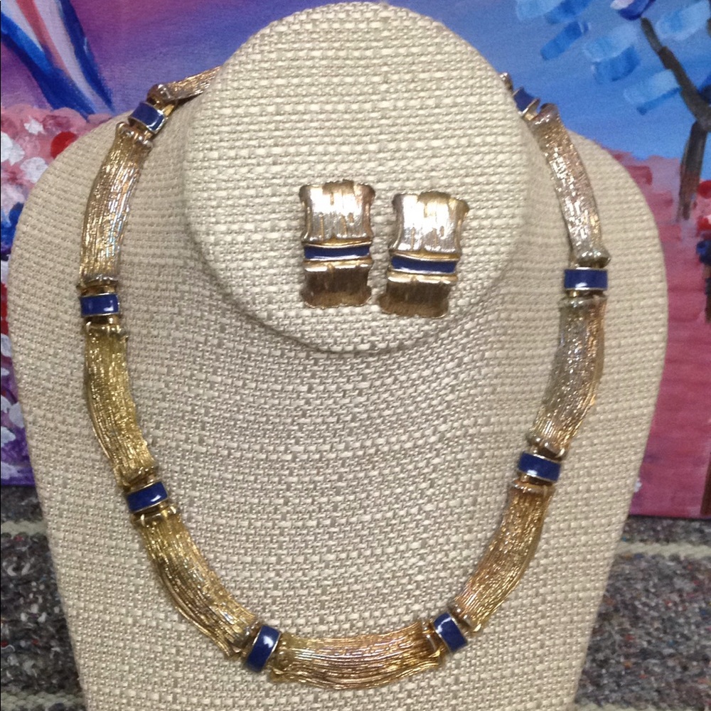 Vintage Gold & Cobalt Blue Enamel Ribbed Collar Necklace & Earring Set